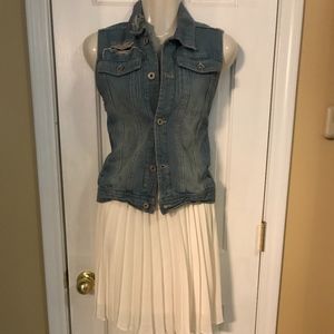 CLOSET BLOW OUT SALE... EVERYTHING MUST GO!!